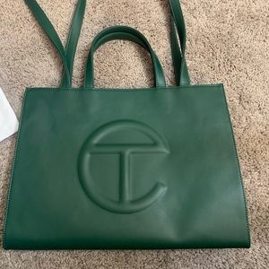 Medium Telfar Global Shopper